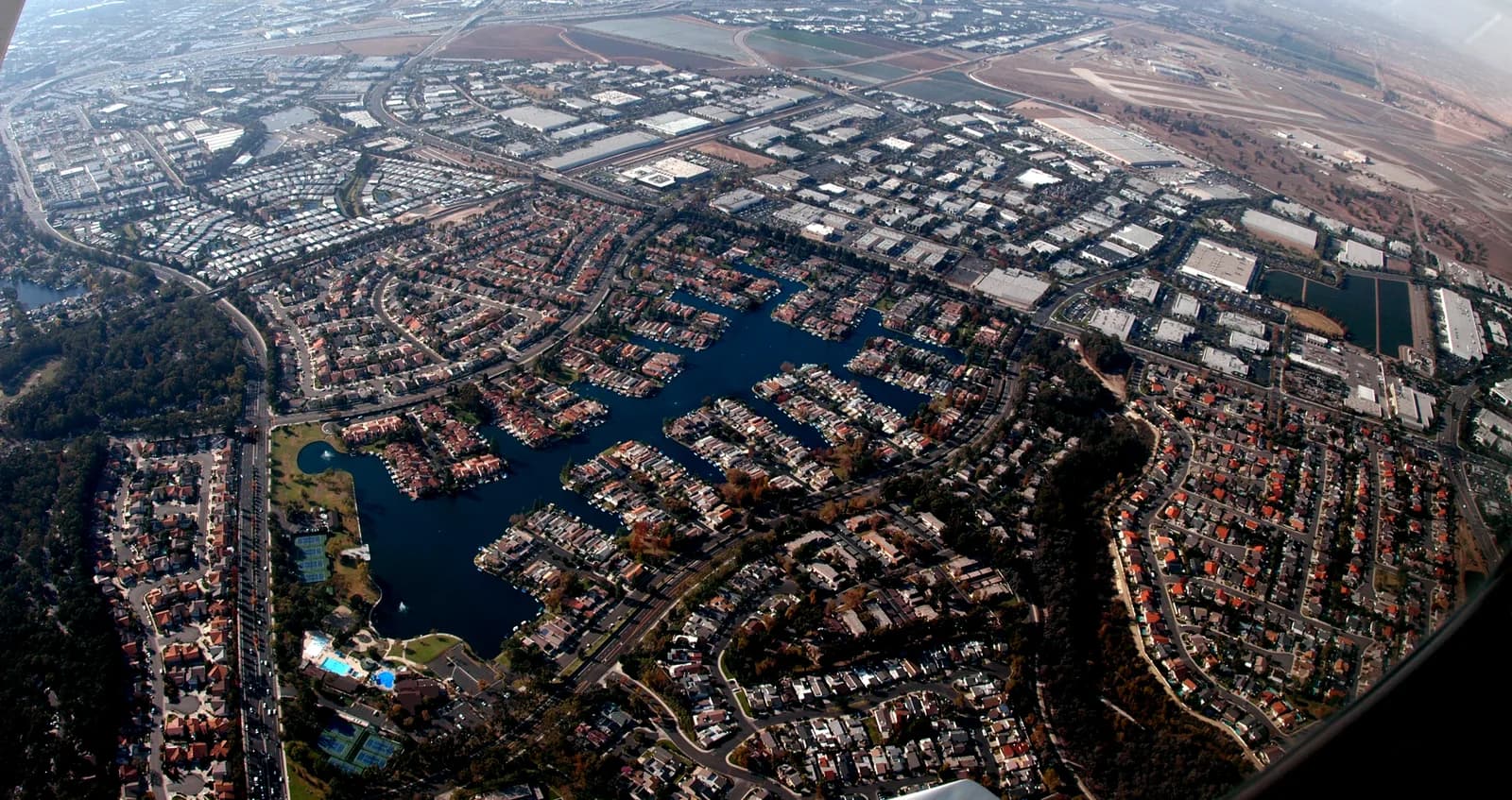 Lake Forest city photograph